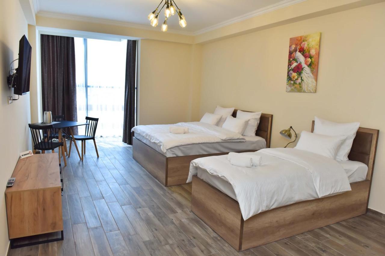 Altunyan Hotel Jerevan Exteriör bild