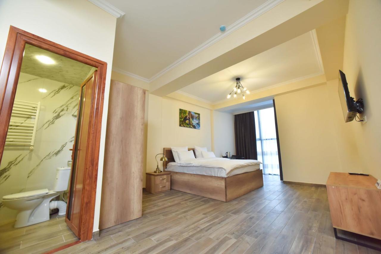 Altunyan Hotel Jerevan Exteriör bild